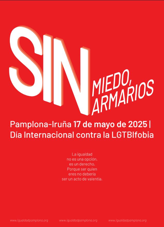 Imagen que proyecta un cartel, con el titulo ¨sin miedo sin armarios¨ con una fecha y ubicacion inventada, con el subtitulo ¨día internacional contra la LGTBIfobia¨